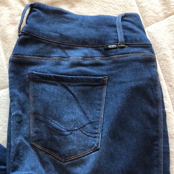 Rebel Angel Stretch Jeans 